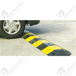 Speed Hump Yellow Body Module Economy Rubber 250*340*50mm (c/w 2 spikes)