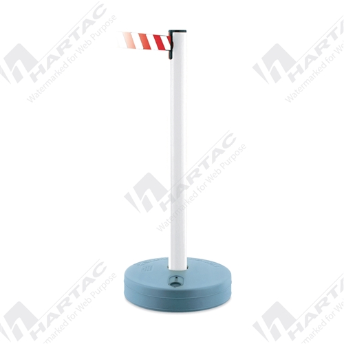Outdoor Tensabarrier Stanchion System